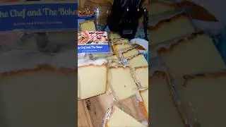 This packaging #hack is cute and Convenient #cake #cakeslice #packaging