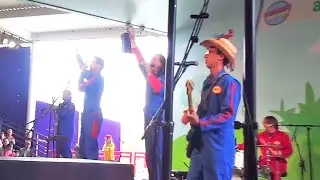 Imagination Movers at Sesame Place 5-14-16