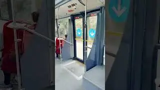Autobus Roma ATAC linea 341 bene/Lionello fino a Fucini/davanzati quella nuova tutti insieme mentre 