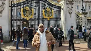 QUEEN & ROYAL FAMILY #KINGOFTHEGLOBE #INTENATIONALJOJO HERE #LONDON #UK  #EUROPE #travel