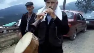 vicikler köyününsevgilisi zurnacı sadık divan amca ve demircideresi gülü davulcu cimili