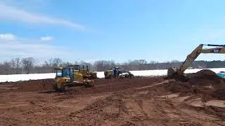 Ziegler Showcases Cat Dozers & Excavators at New Iron Expo