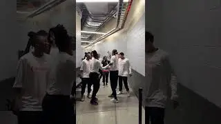 Las Vegas Aces get hyped up before heading onto court