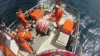 La SNSM du Croisic remorque un caseyeur