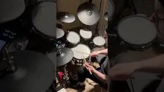 Left Hand Ghost👻 Note Shuffle Practice &mdash; Groove Builder #drums #shuffle #ghostnotes