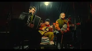 Мария Лапшина и братья