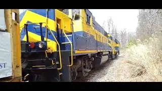 East Penn working the 1% grade at Faulkland Road on 3-31-25 w/ 25 cars!