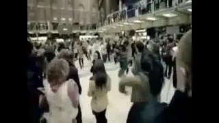 Flash Mob Dancers - T Mobile Advert