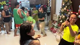 Xmas Games - Fan the Candle