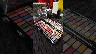 Colour Queen Eyeshadow palette #makeup #skincare #eyeshadow #shorts