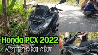 Cek harga dan kondisi motor Honda Pcx 160 tahun 2022 warna abu-abu