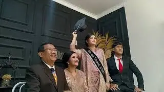 EXPLORE Home Photo Studio : Foto Wisuda S-1 FALTL Trisakti Elisa Ayu Setyawati S.PWK Recommended !!