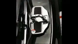 Toyota Side open door stabilizer lock