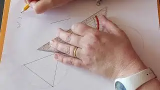 Tracer des polygones réguliers : triangle et carré