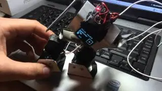 First step walking robot 7DOF Arduino