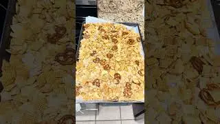 Remember when the Chex Mix went viral? #snacks #yumm  #baking #food #chexmix #savorytreats