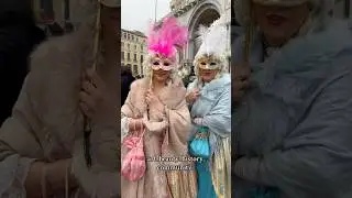 ✨🎭✨ #carnivalofmasks #venice #italy #travel #vacation #costume #mask #carnaval #carnevale #carnival