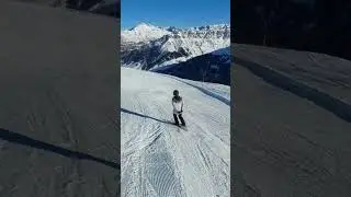 Subbi handcuffed while skiing / ValsSubbi mit Handschellen gefesselt am Skifahren - Vals