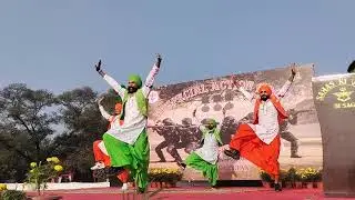 Punjabi Bhangra dance II #bhangara #punjabisong #sardar #army #dance 
