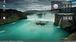 Debian GNU Linux 9 stretch with Cinnamon Desktop and 3D Cube Workspace Effect Compiz Fusion style