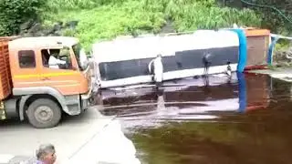 Dangerous truck driving in pune rode# oil tanker accident on highway