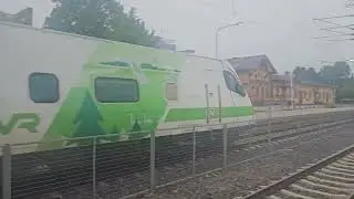 S 140 saatto saapuu Jyv&auml;skyl&auml;n asemalle