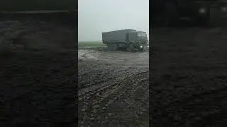 Kamaz drifting #kamaz #drift #truck #war #грузовик