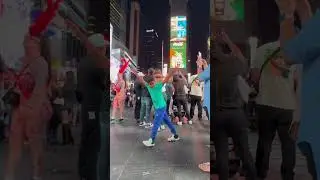 #shuffledance #breakdance #dance #nyc #youtubeshorts #timessquare #hiphop #trending #fun #nycdance