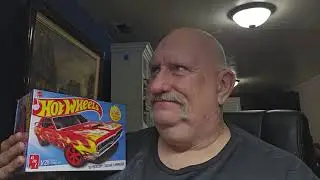 Модель Hot Wheels '69 Cougar Eliminator в масштабе 1/25