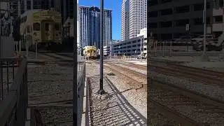 2005 leads an inbound into Orlando #trains #sunrail#railfanning filmed by a buddy in Florida