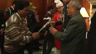 President Mukherjee receives Birthday Greetings from Rashtrapati Bhavan Officers and Staff