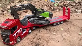Powerful RC Excavator Digging Deep &ndash; Best RC Construction Video 2025!