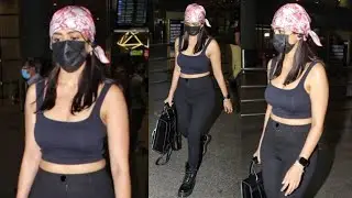 Mrunal Thakur Spotted at Mumbai Airport 😍🔥💕📷