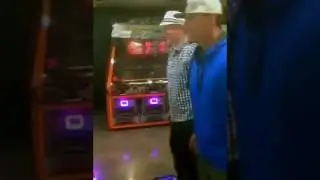 Vanilla Ice playing Pump It Up Dance Machine