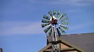 n Windpomp in die middel van Oudsthoorn,
