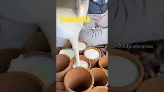Vrindavan ki famous lassi😍#youtubeshorts#ytshorts#shortsviral#mathura#lassi#vrindavan#youtube