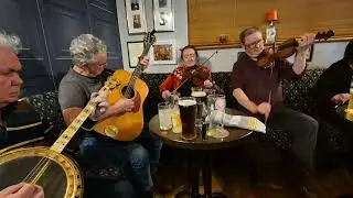 Irish music session, The Glen Tavern, Glenties - 24th January 2026.