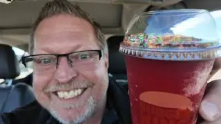 Burger King Frozen Fanta Strawberry & Nerd Drink Review 🍓