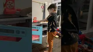 Amazon Finds: @KidKraftBrand 2 in 1 Kitchen + Market w/ Alexa Compatibility