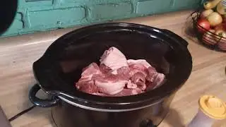 Birria De Puerco En Olla De Lento Cocimiento
