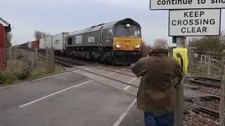 Level Crossing - Cranmore Drove, near Deeping St. James [2]