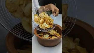 Banana chips 🥵 | #bananachips #shorts #snack