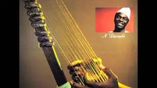 MORY KANTE  bankiero