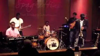 Rock the Boat - Tony Exum Jr (Smooth Jazz Family)
