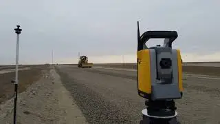 Trimble Accugrade 3D UTS on CAT 160K grader