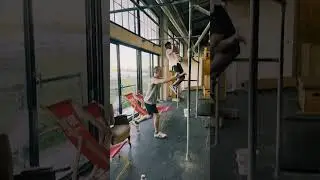 Extreme Bar Challenges In @Diehallehamburg - Street Ninja Clip 79
