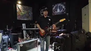 Bootstrap pickup - Line 6 Helix demo