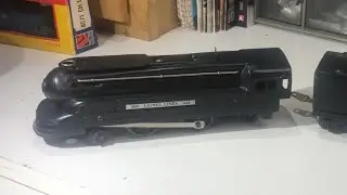 Lionel prewar 1688 locomotive and an 820 searchlight car
