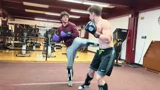 #kickboxing #boxing #training #sweetscienceofboxing #fyp #viral