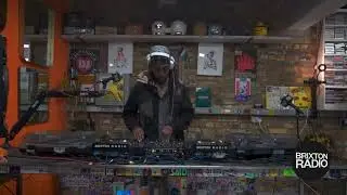 RETUNE Radio ep2: Jungle, Drum & Bass, House set at Brixton Radio London (Omari King)